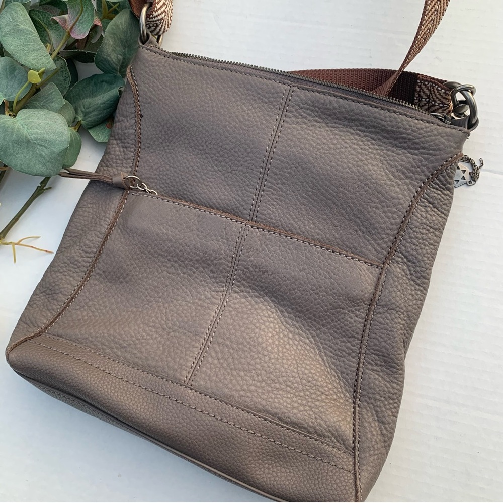 The Sak Lucia Crossbody Bag w/Neva Large Card Wallet in Mushroom & Indigo Block - Picture 6 of 12